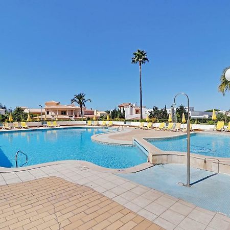Albufeira Concept With Pool By Homing Apartment Guia  Exterior photo